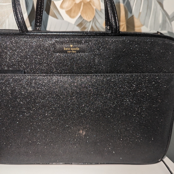 Kate Spade travel bag - Picture 7 of 7